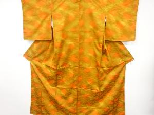 未使用品　柴垣模様織出し暈し色無地着物